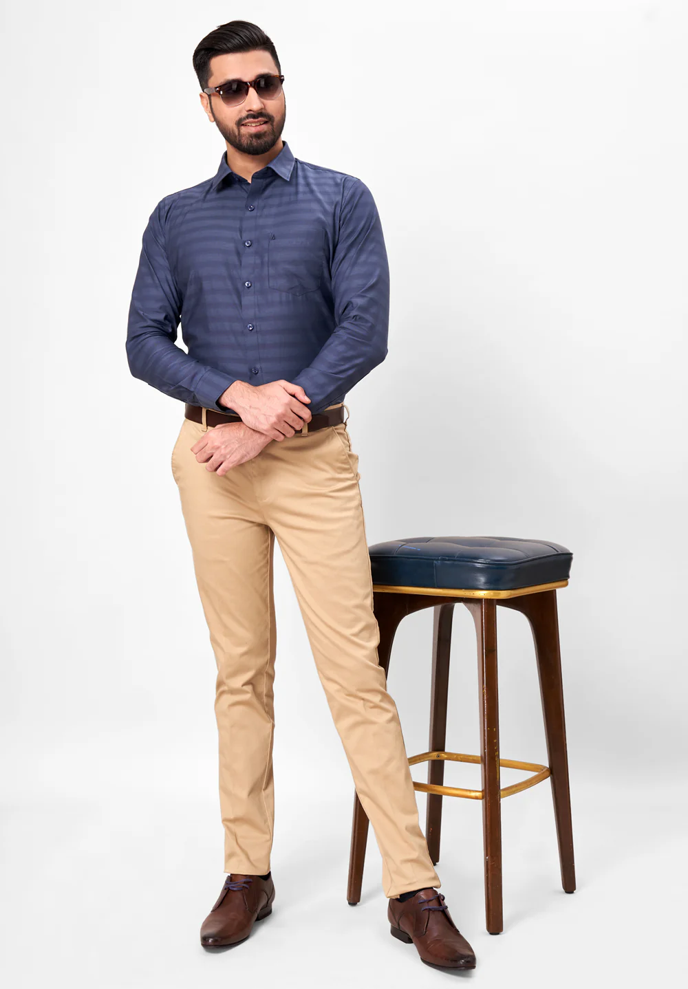Men Blue Slim Fit Formal Shirt - Image 2