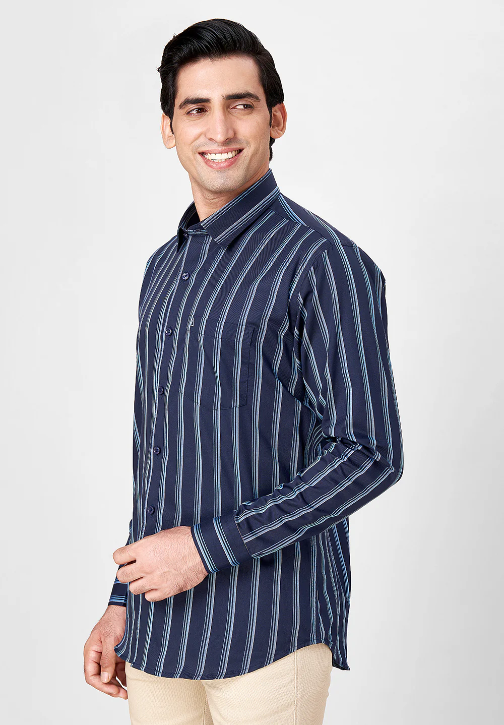 Men Blue Slim Fit Formal Shirt - Image 4