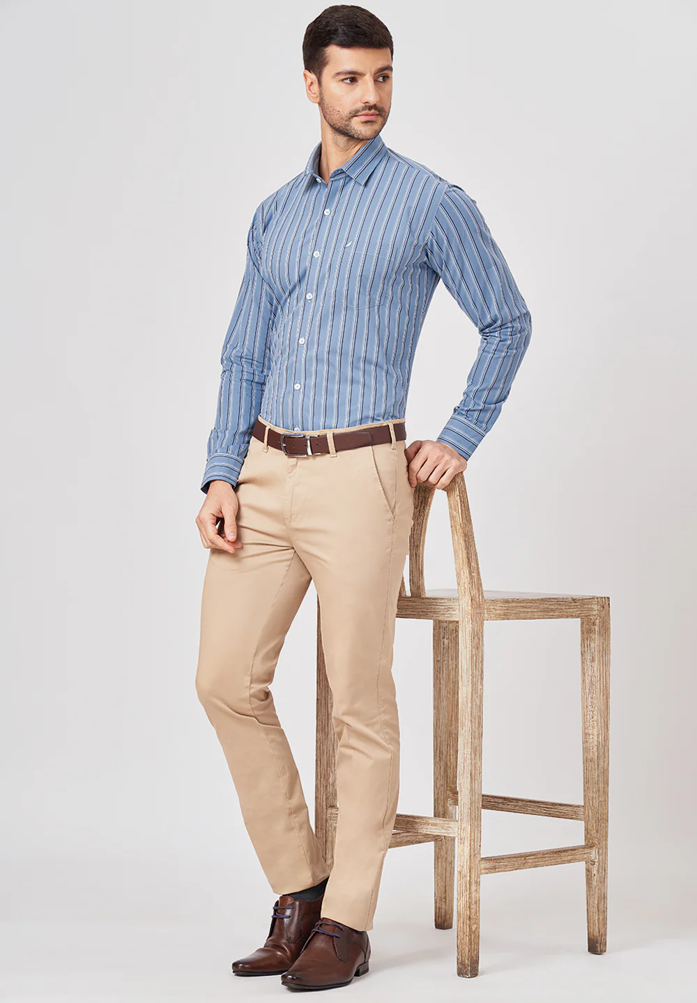 Men Blue Slim Fit Formal Shirt - Image 5