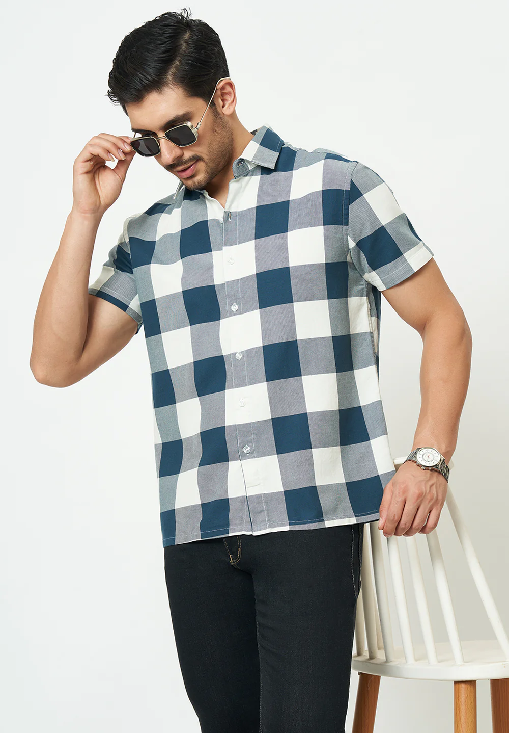 Men Blue White Checks Casual Shirt - Image 5