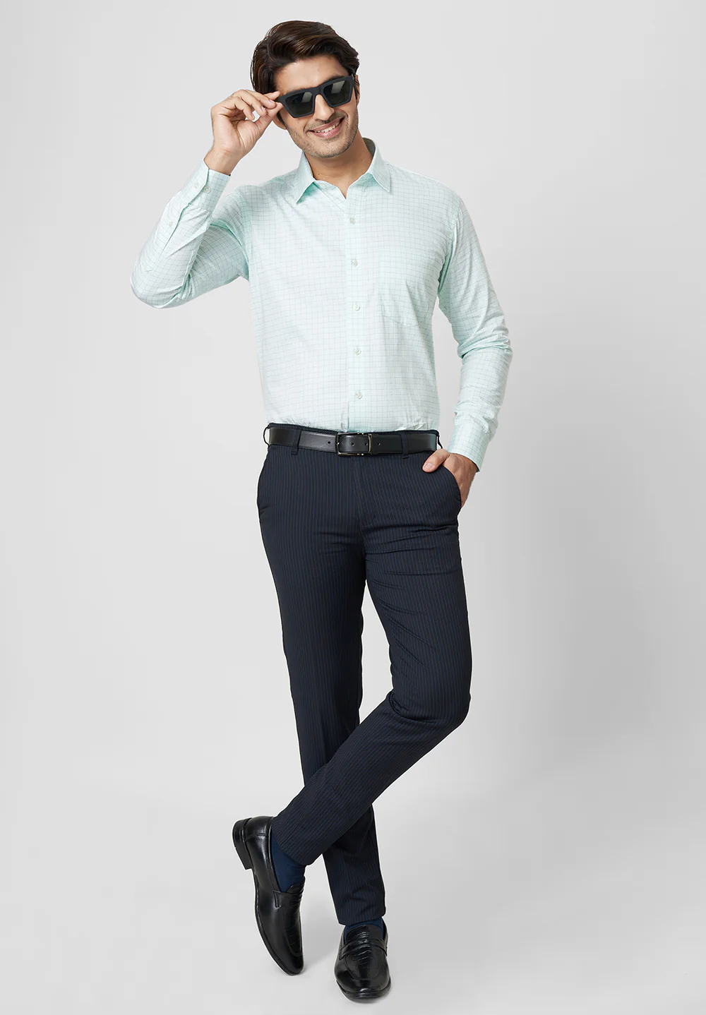 Men Green Regular Fit Formal Shirt - Image 4