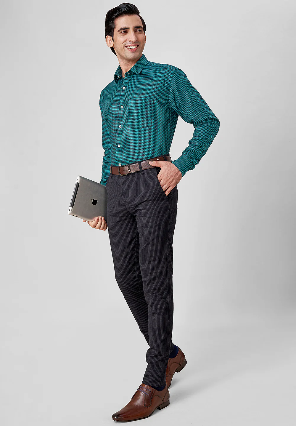 Men Green Slim Fit Formal Shirt - Image 5