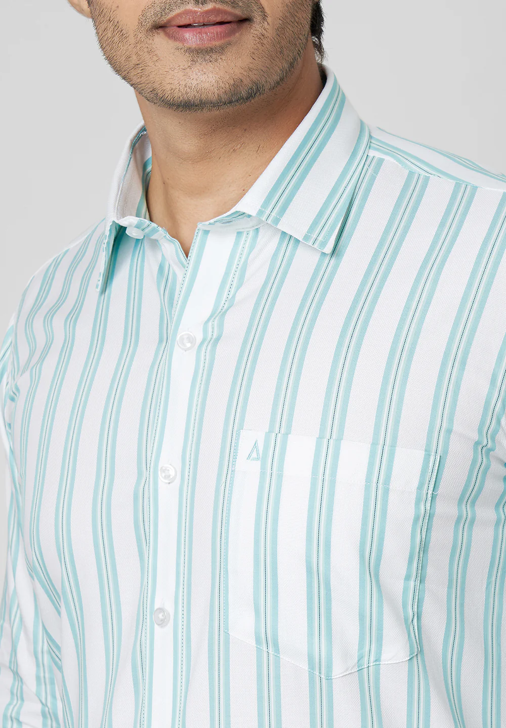 Men Green Regular Fit Formal Shirt - Image 3