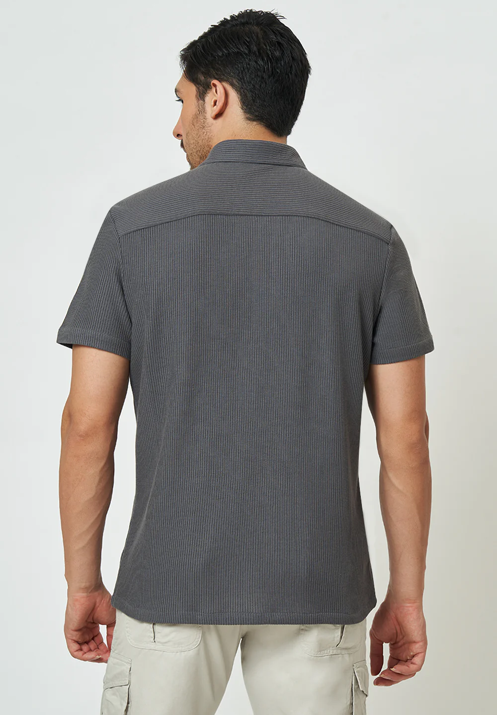 Men Grey Textured Casual Shirt - Image 2