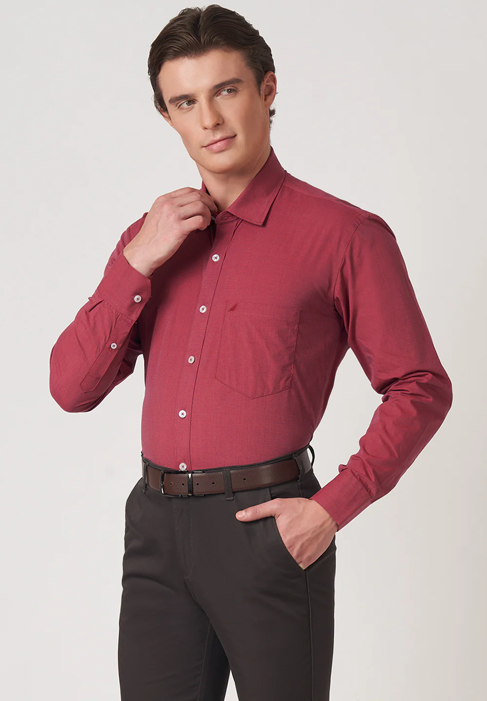 Men Maroon Regular Fit Formal Shirt - Image 3