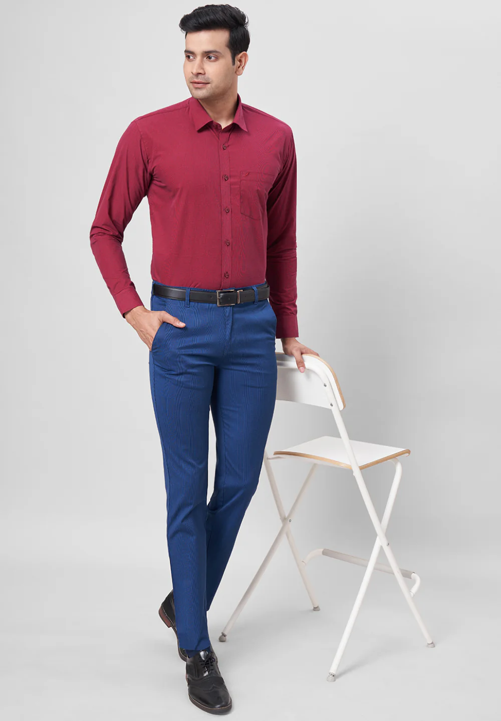 Men Maroon Slim Fit Formal Shirt - Image 4