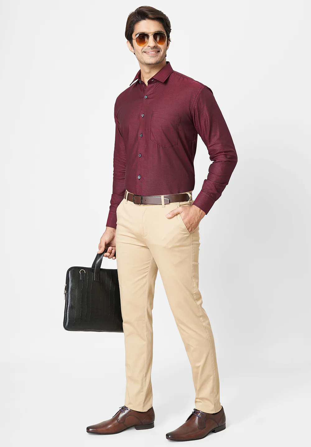 Men Maroon Regular Fit Formal Shirt - Image 4