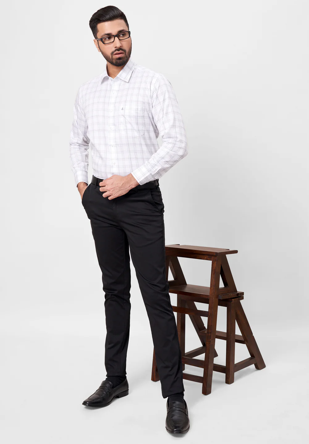 Men White Regular Fit Formal Shirt - Image 5