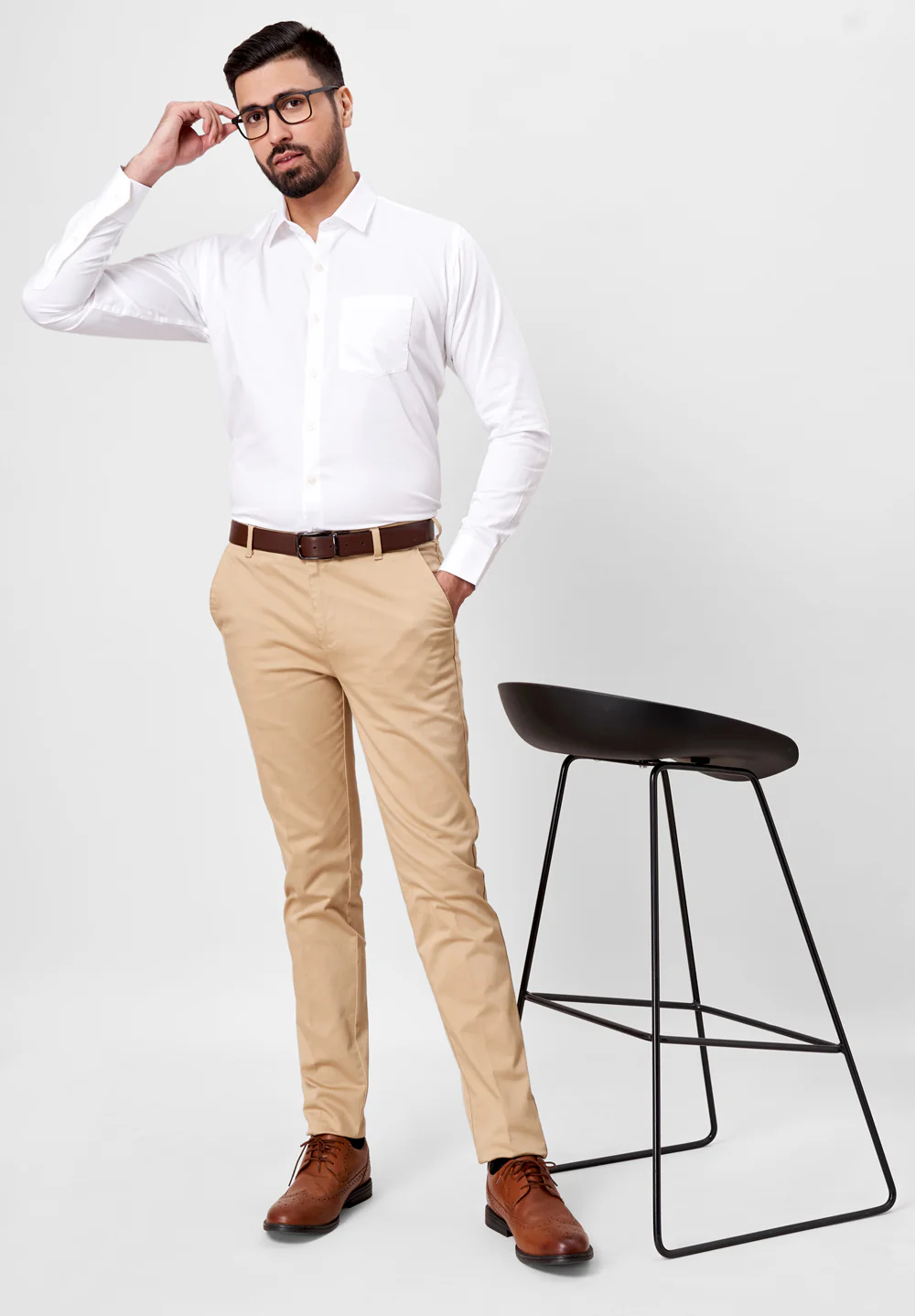 Men White Slim Fit Formal Shirt - Image 4