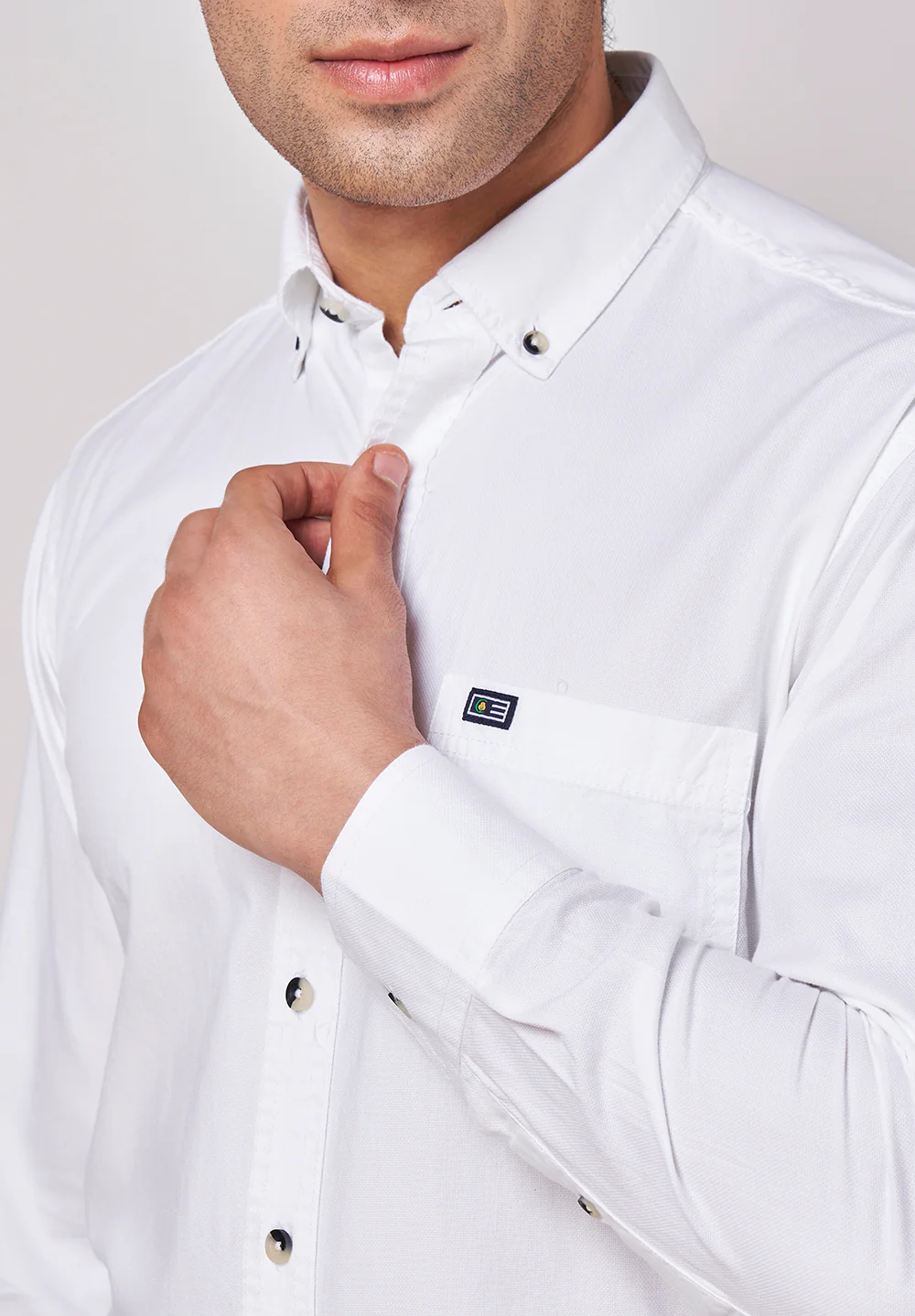 Men White Smart Fit Formal Shirt - Image 4