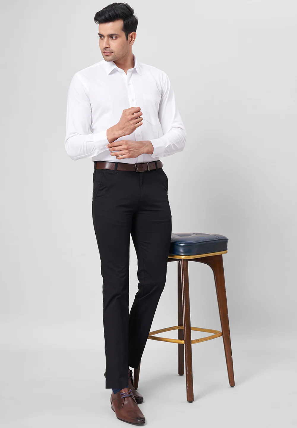 Men White Slim Fit Formal Shirt - Image 4