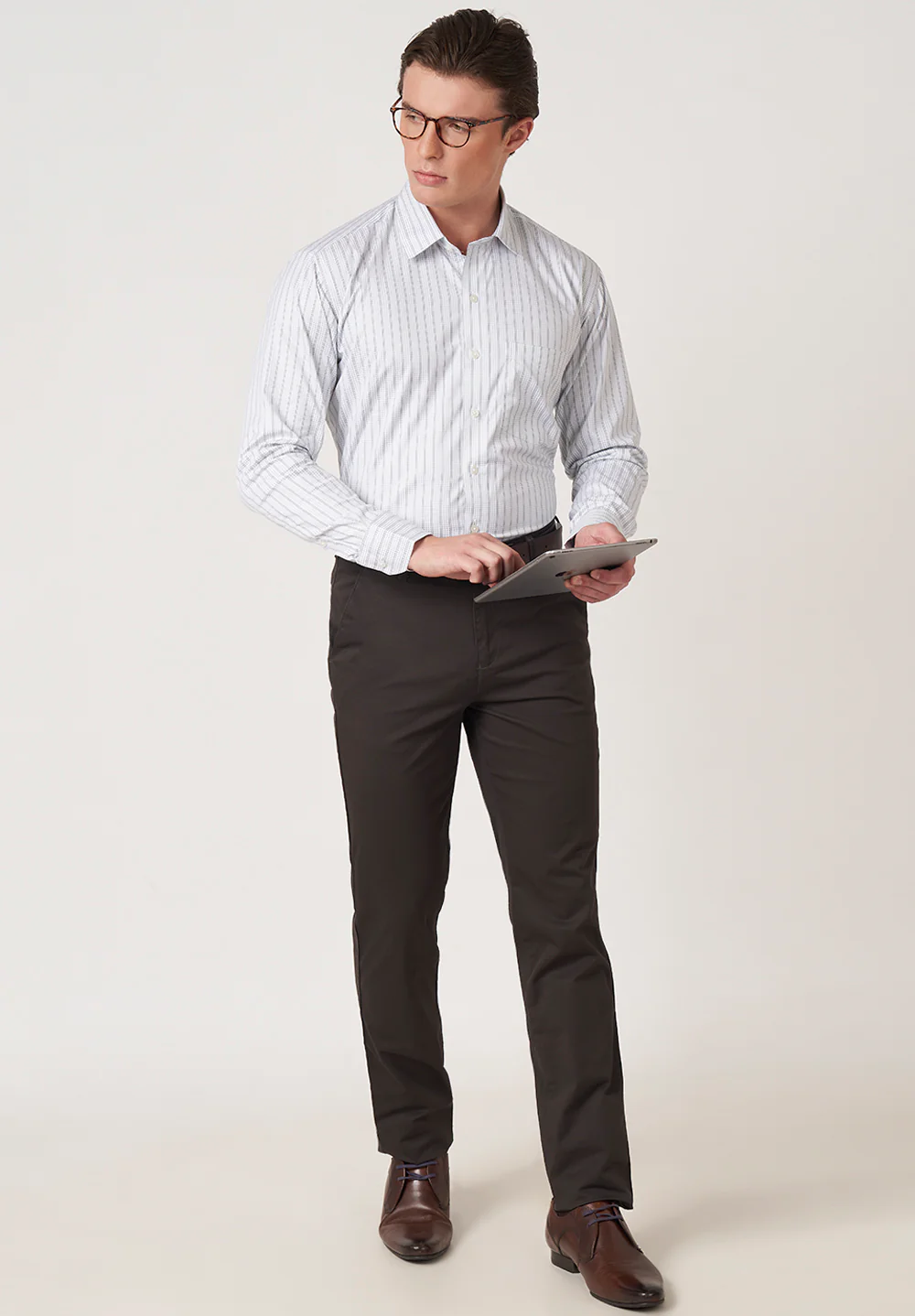Men White Regular Fit Formal Shirt - Image 5