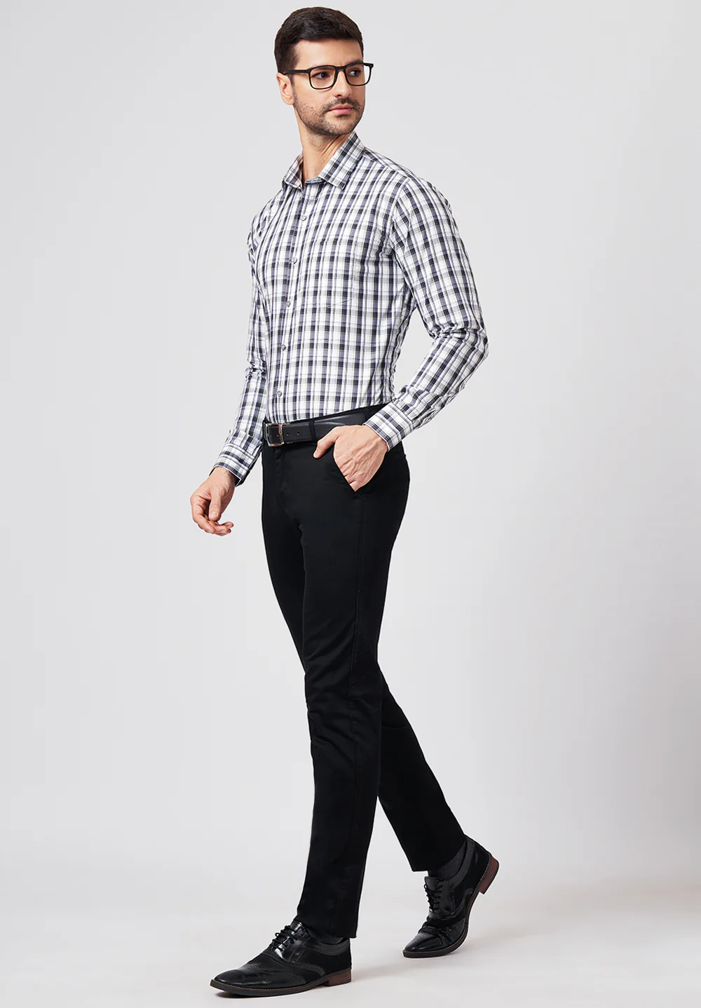 Men Black Slim Fit Formal Shirt - Image 4