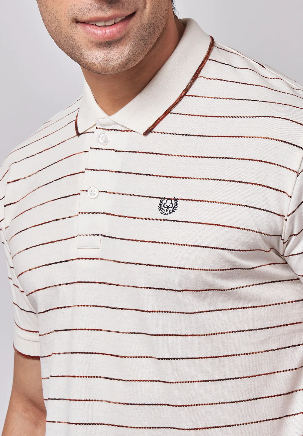 White Cotton T-shirt - Image 5